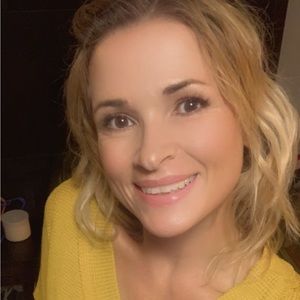 Meet your Posher, Jenn